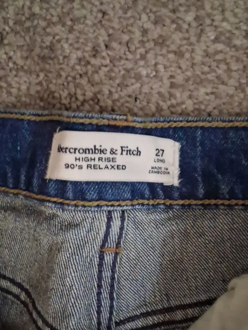 A&F High Rise Jeans - Picture 4 of 8